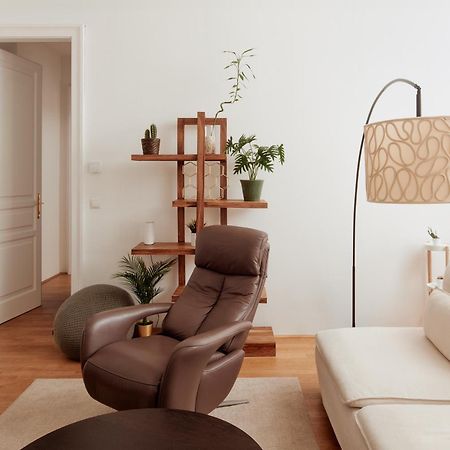 Stylish Designer Apartment At The Center Of Vienna Naschmarkt Екстер'єр фото